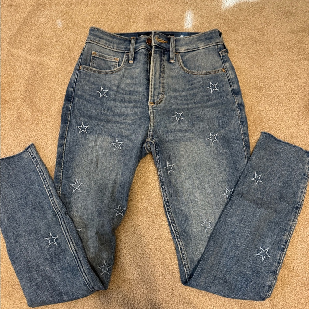 Hollister jeans with embroidered star detail, size 0.